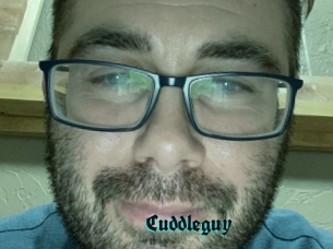 Cuddleguy