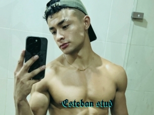 Esteban_stud