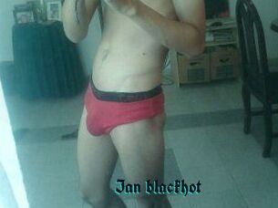 Ian_blackhot