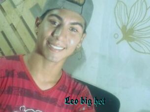Leo_big_hot