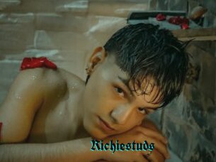 Richiestuds