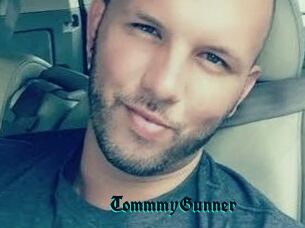 TommmyGunner
