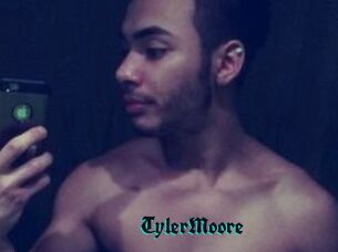 Tyler_Moore