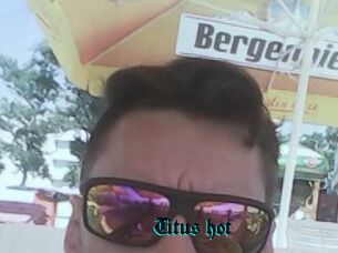 Titus_hot