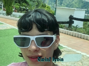 Twink_kevin